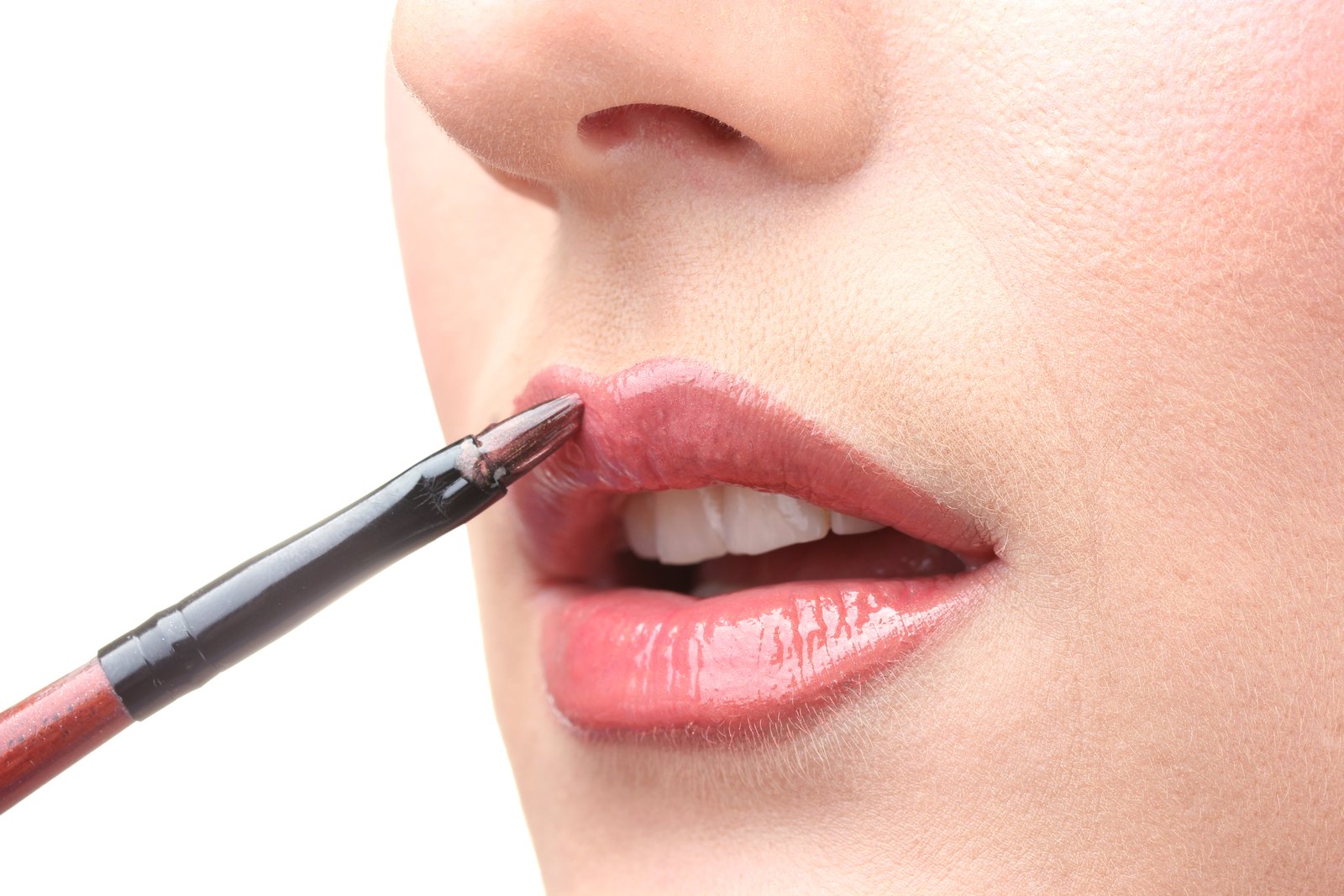 Lip blushing treatment for naturally tinted and defined lips
