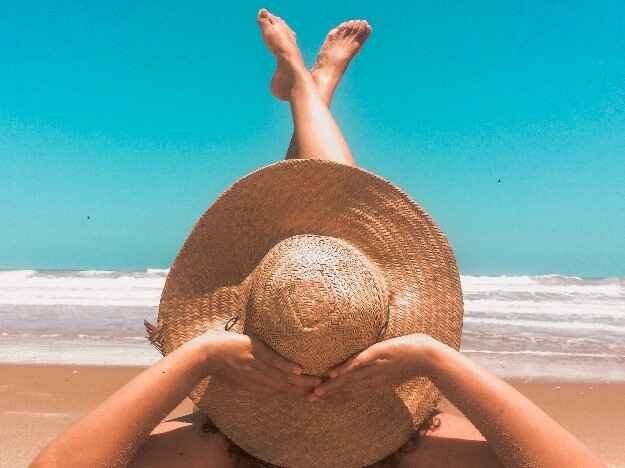 How to Treat Your Skin After a Day at the Beach